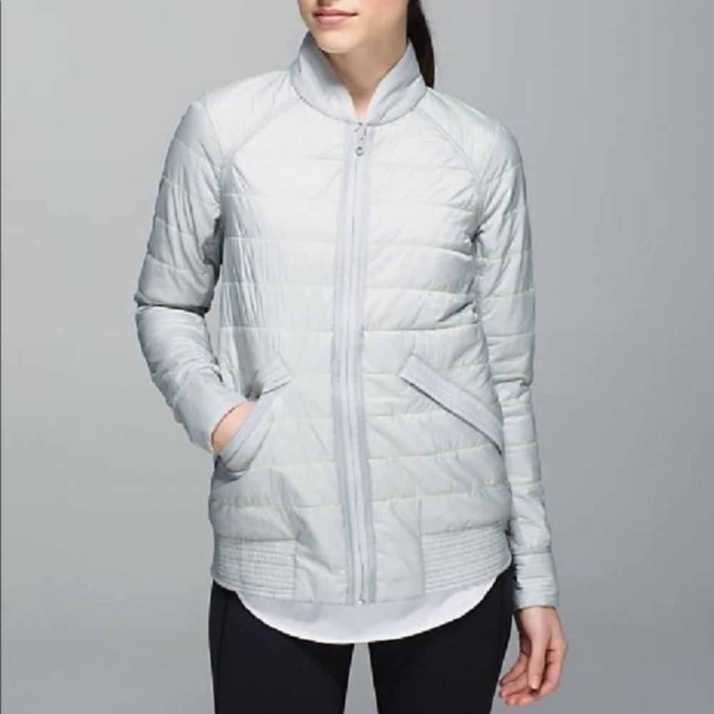 Lululemon the bomb bomber jacket, Reversible jacket, size 6